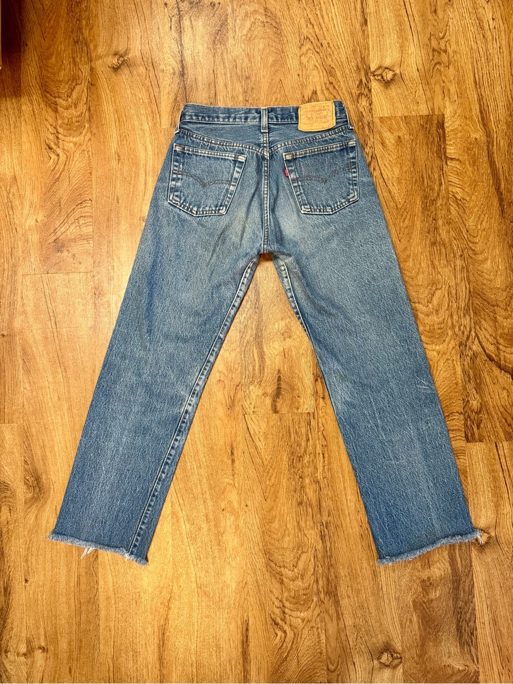 80’s Vintage 501 Levi’s Denim Jeans. Paper Tag. Made in USA. 26-27.